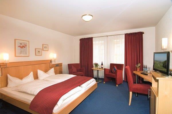 Pension Gaestehaus Kachelofa Vaihingen an der Enz Quarto foto